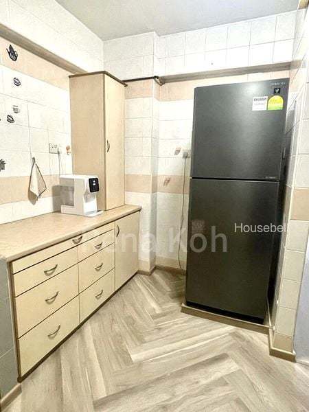 690D Woodlands Drive 75(6)