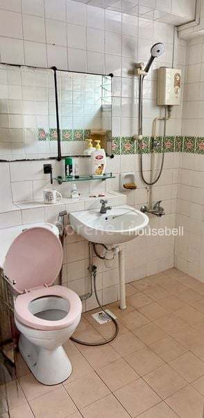 5 Room (5I) HDB for Sale in  413 Woodlands Street 41, S$ 668,000, 1,345 sqft, HDB - 5 I