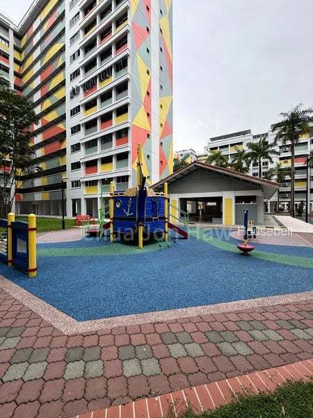 864 Jurong West Street 81, S$ 570,000, 1,141 sqft, HDB - 4 A